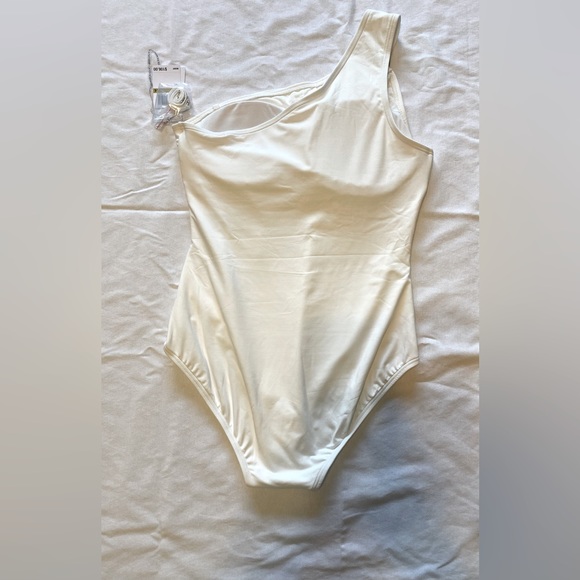 Michael Kors Women's Embellished One-Shoulder Underwire One-Piece Swimsuit NWT - Picture 5 of 9